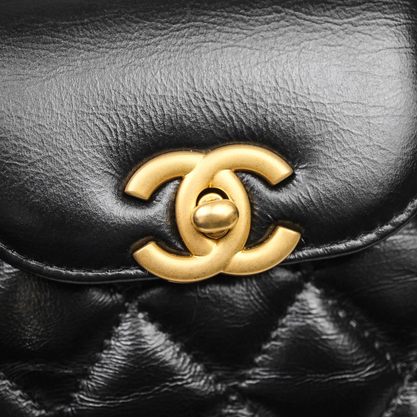 Chanel Kelly Bag Quilted Black Shiny Crumpled Calfskin Aged Gold Hardware
