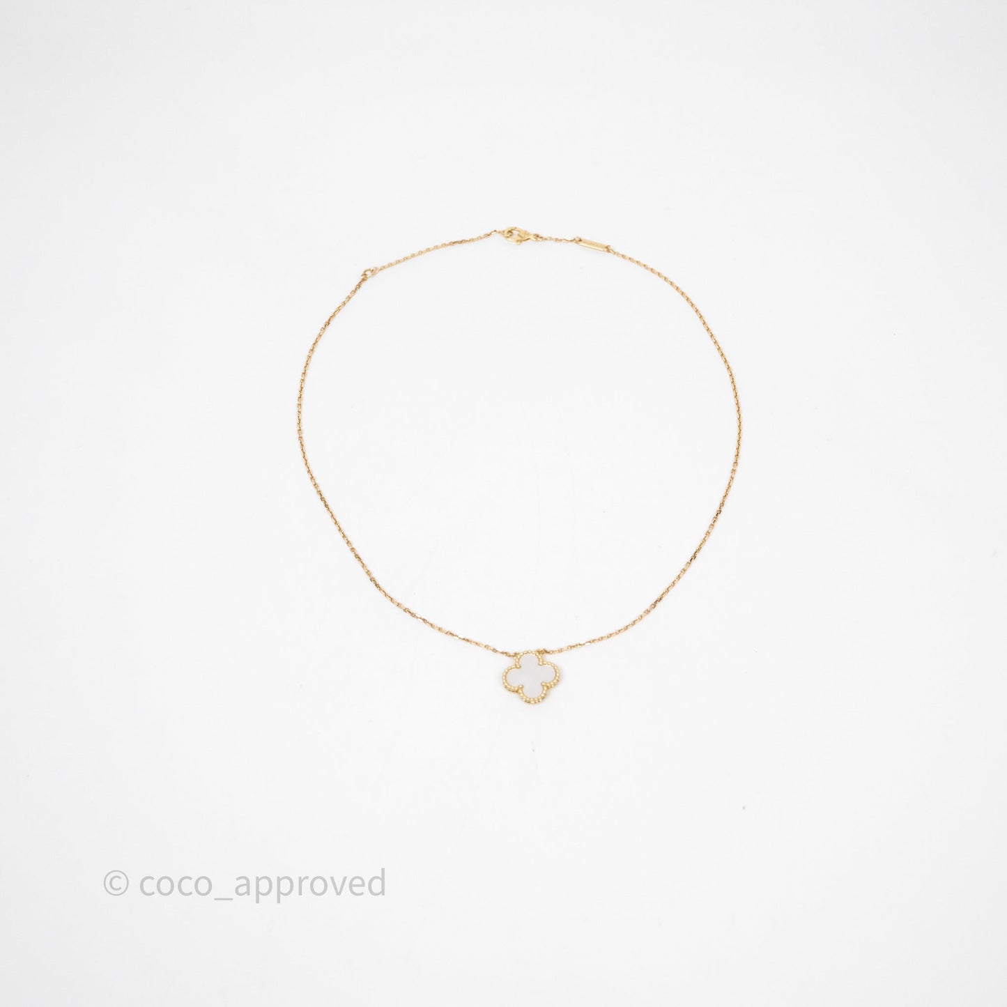 Van Cleef & Arpels Vintage Alhambra Pendant White Mother-of-pearl Necklace Yellow Gold
