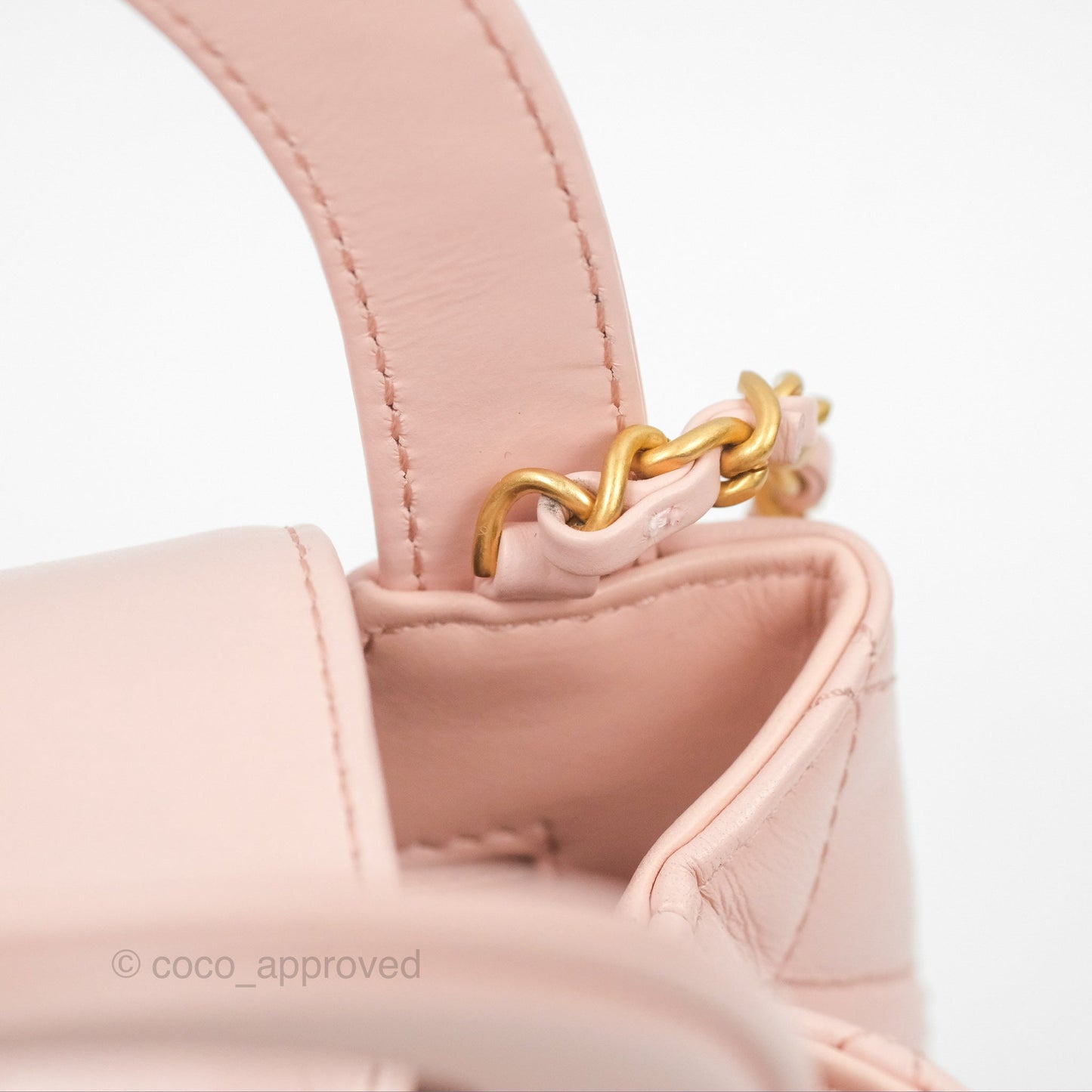 Chanel Kelly Bag Light Pink Shiny Calfskin Aged Gold Hardware