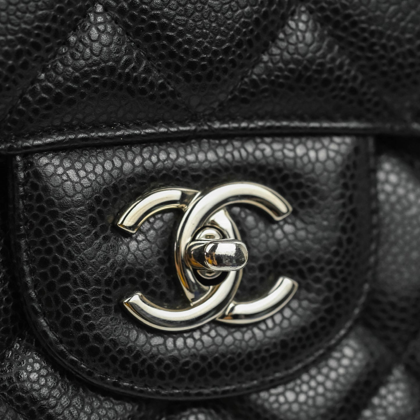Chanel Single Flap Maxi Caviar Black Silver Hardware