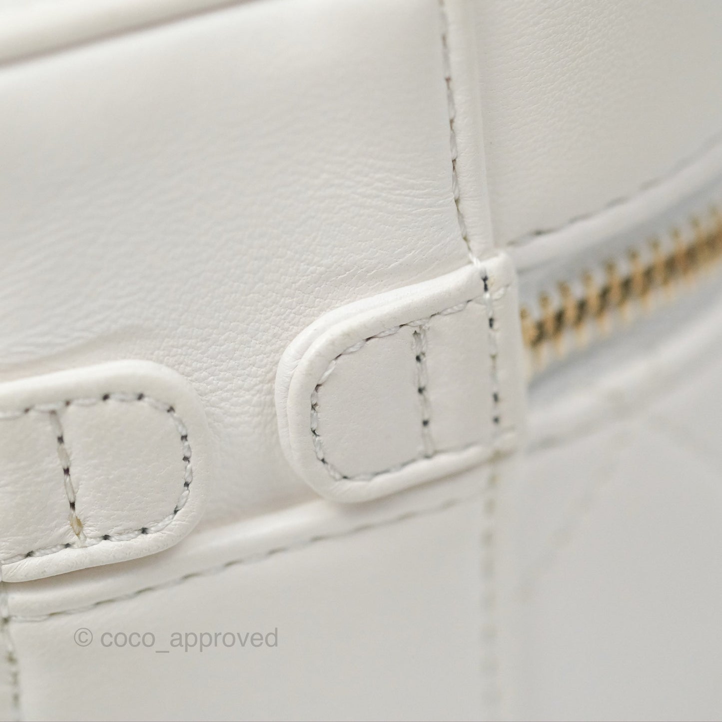 Chanel Vanity Case With Chain Shoulder Bag Quilted Calfskin Leather White