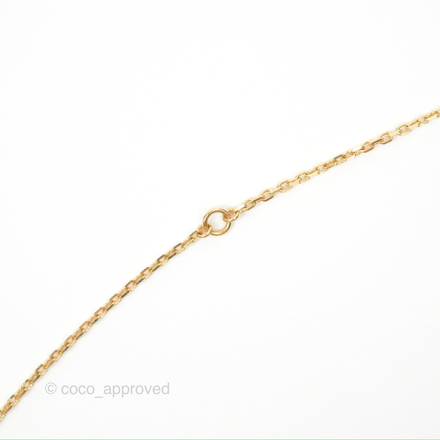 Van Cleef & Arpels Vintage Alhambra Pendant 18K Yellow Gold Guilloche