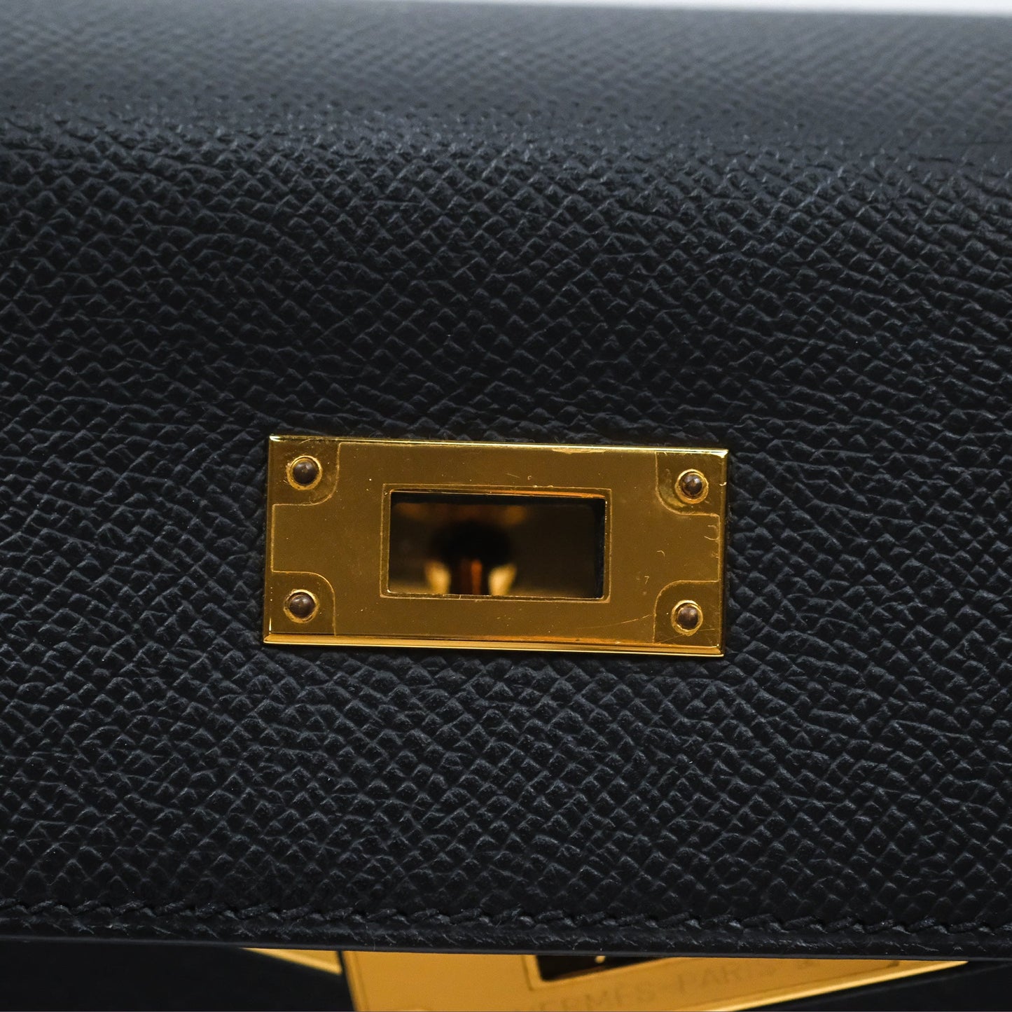 Hermès Kelly 28 Sellier Noir Black 89 Epsom Gold Hardware