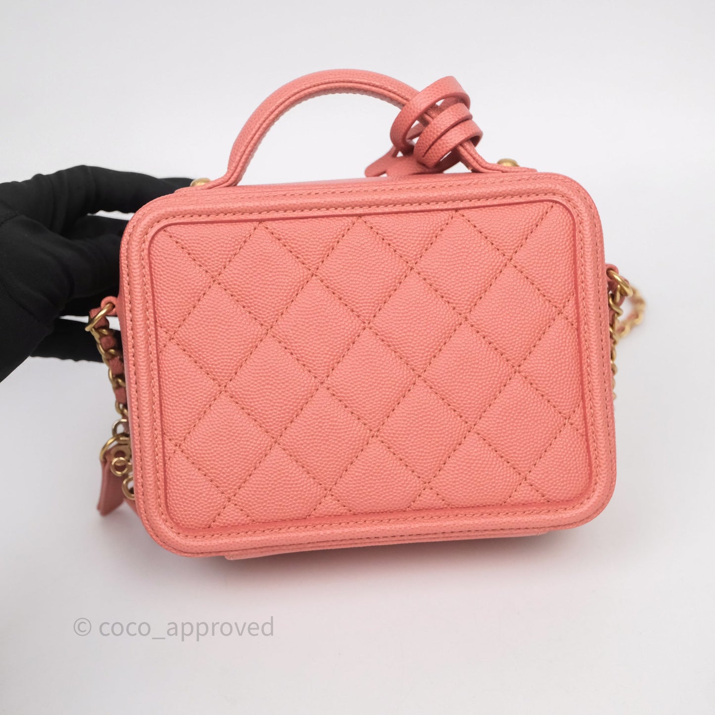 Chanel Quilted Small CC Filigree Vanity Case Pink Caviar Aged Gold Hardware