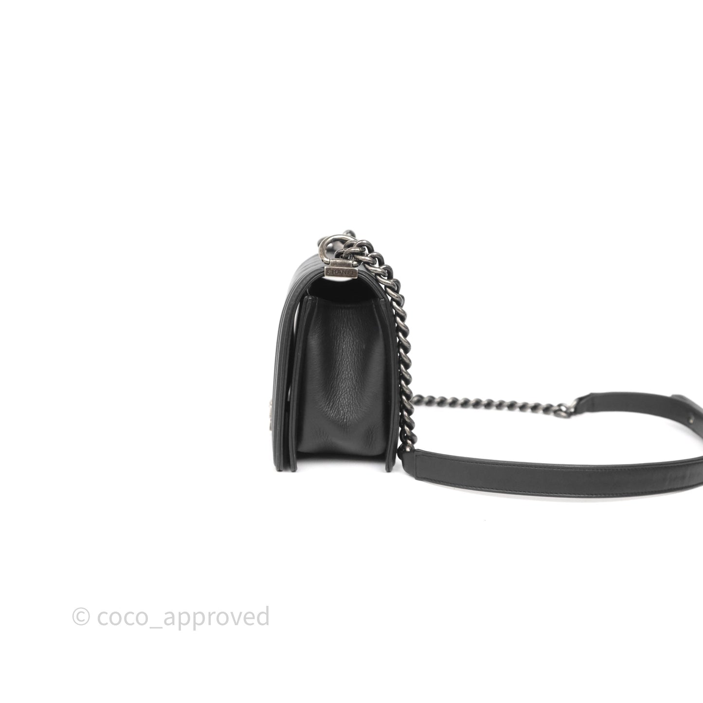 Chanel Quilted Medium Boy Black Lambskin Ruthenium Hardware