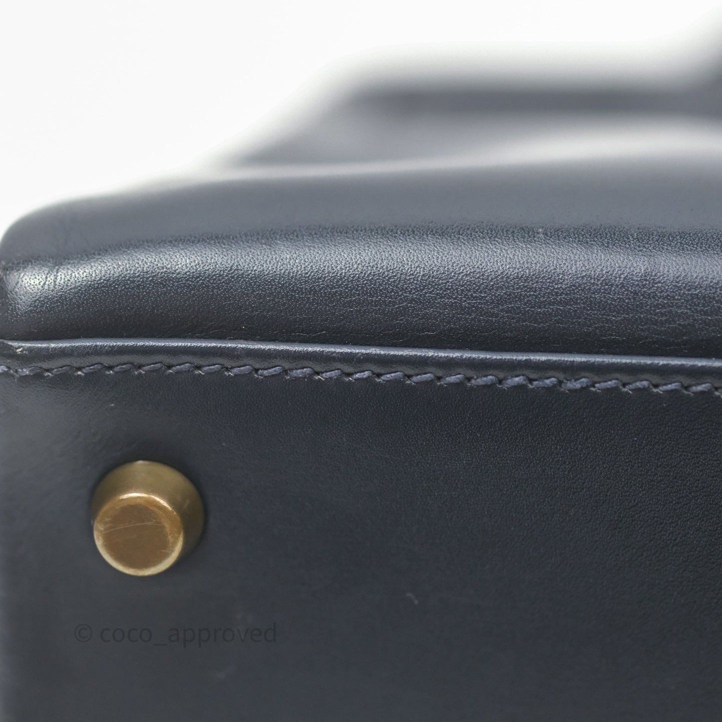 Hermès Vintage Kelly 28 Retourn Navy Box Leather Gold Hardware