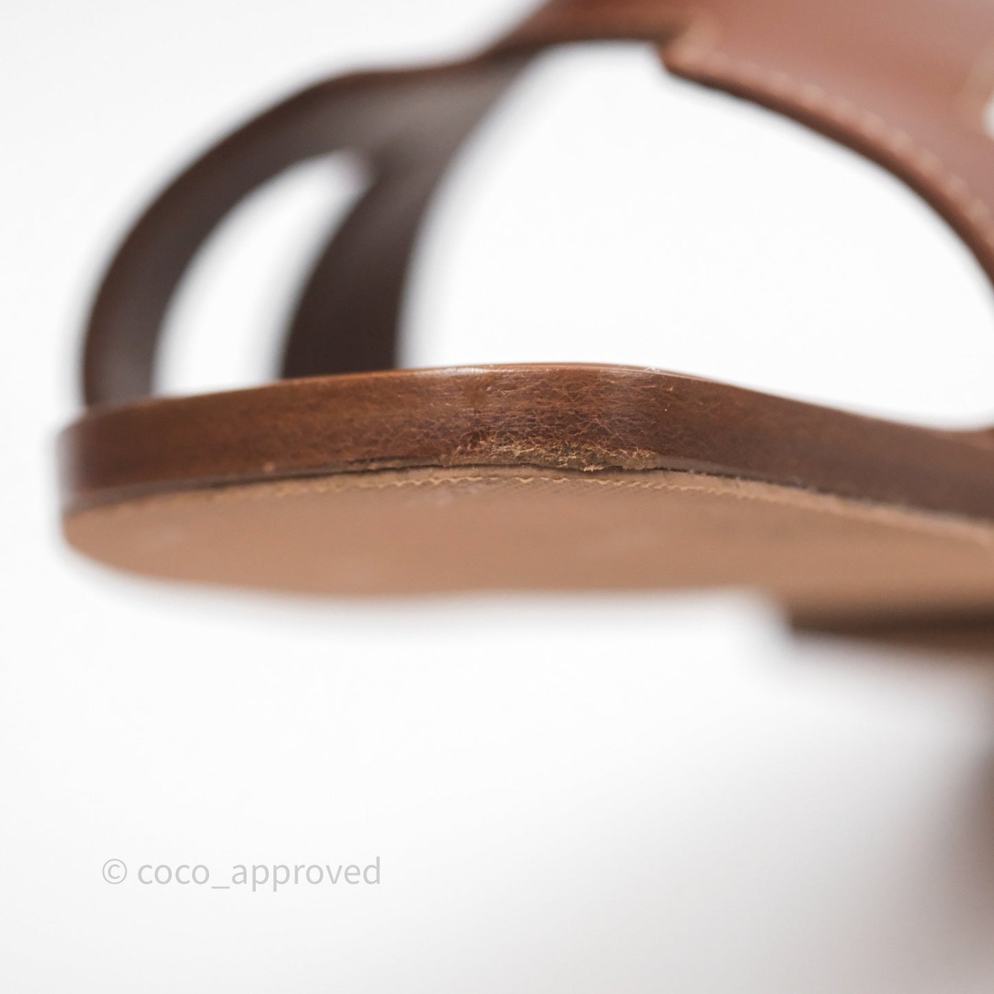 Hermès Oran Sandals in Gold Size 39