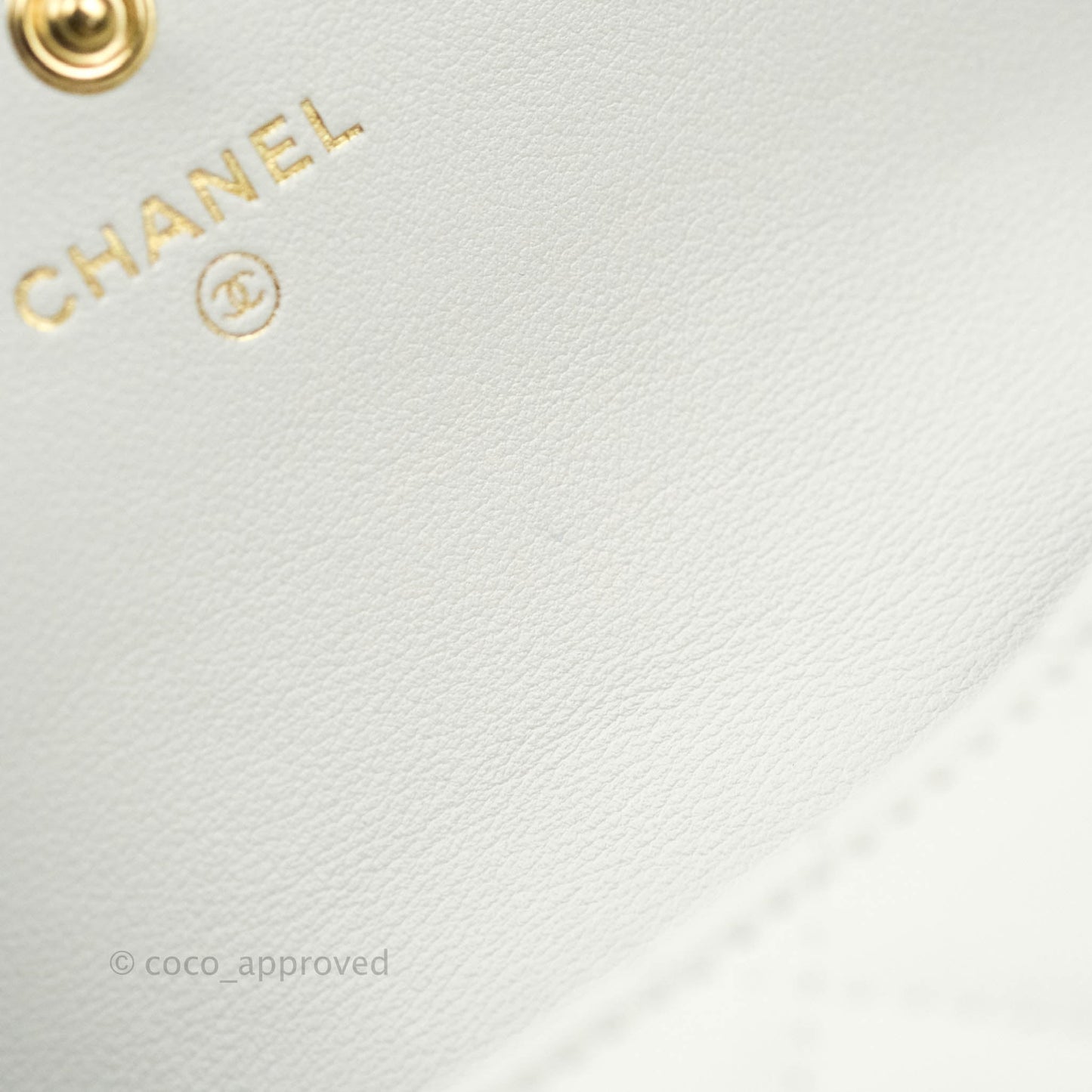 Chanel Flap Card Holder With Pearl Chain White Calfskin Aged Gold Hardware