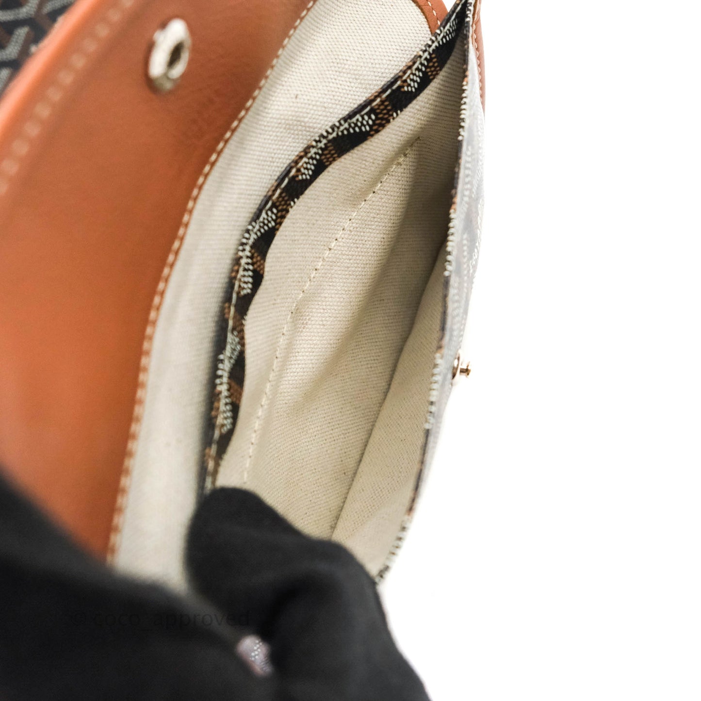 Goyard Saint Louis Black/Tan PM⁣⁣⁣⁣⁣⁣⁣⁣⁣⁣⁣⁣⁣⁣⁣⁣⁣⁣⁣⁣