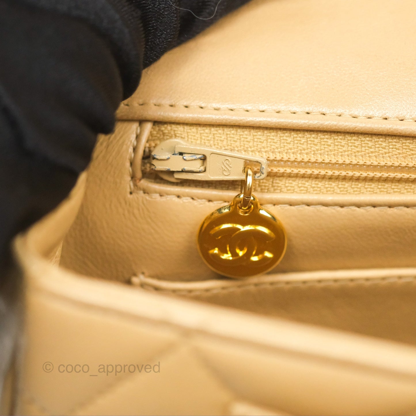 Chanel Vintage Flap Bag Beige Lambskin Gold Hardware