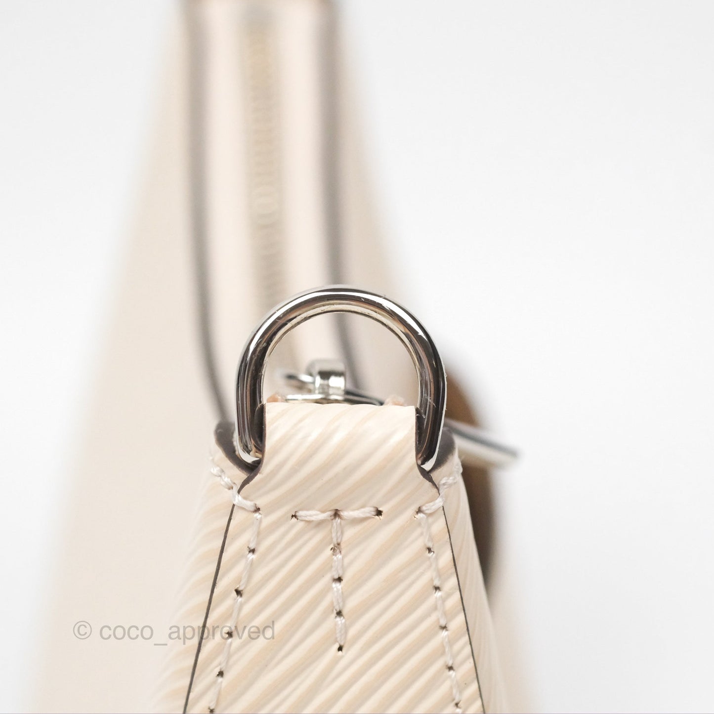 Louis Vuitton Marellini Quartz Silver Hardware