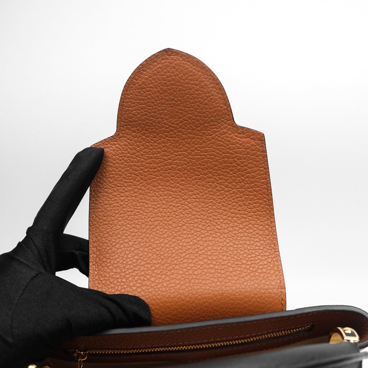 Louis Vuitton Taurillon Capucines BB Tan Gold Hardware