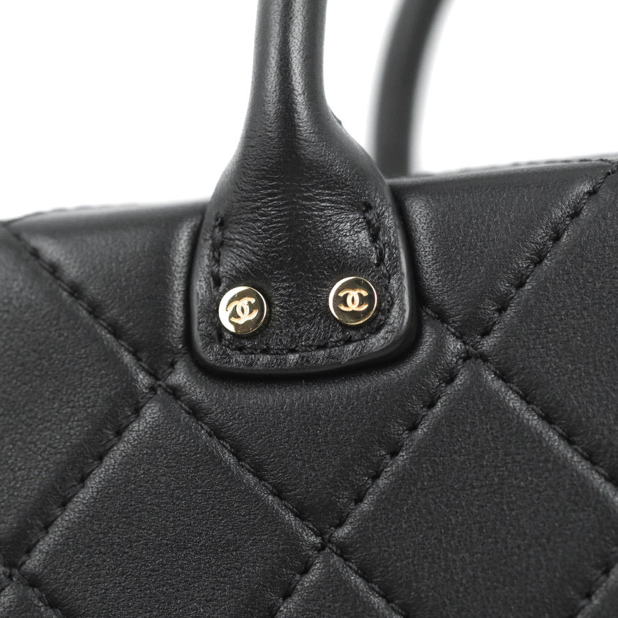 Chanel Quilted Vanity Case with Chain Black Calfskin Gold Hardware 22B