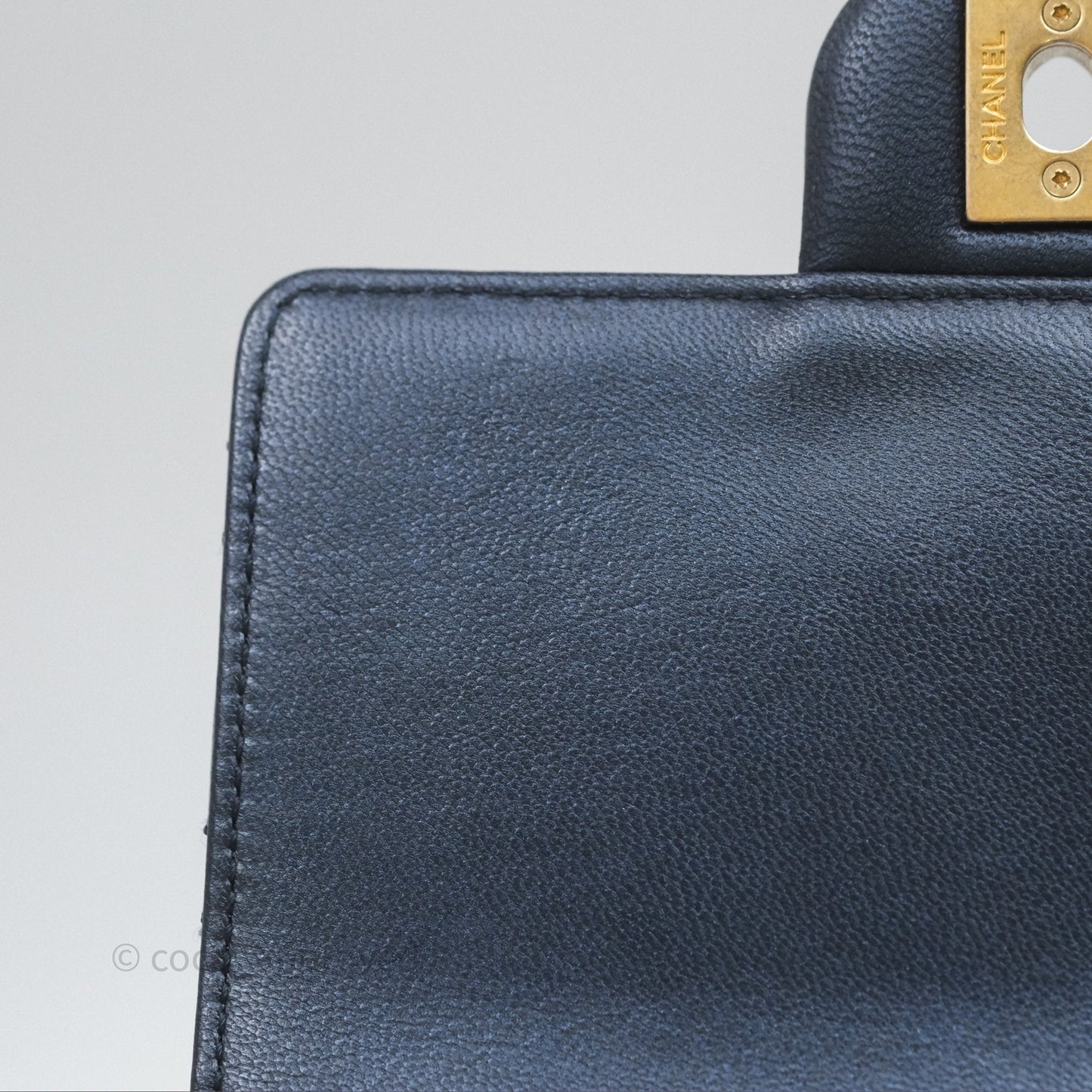 Chanel Quilted Chic Pearls Flap Iridescent Navy Goatskin Aged Gold Hardware