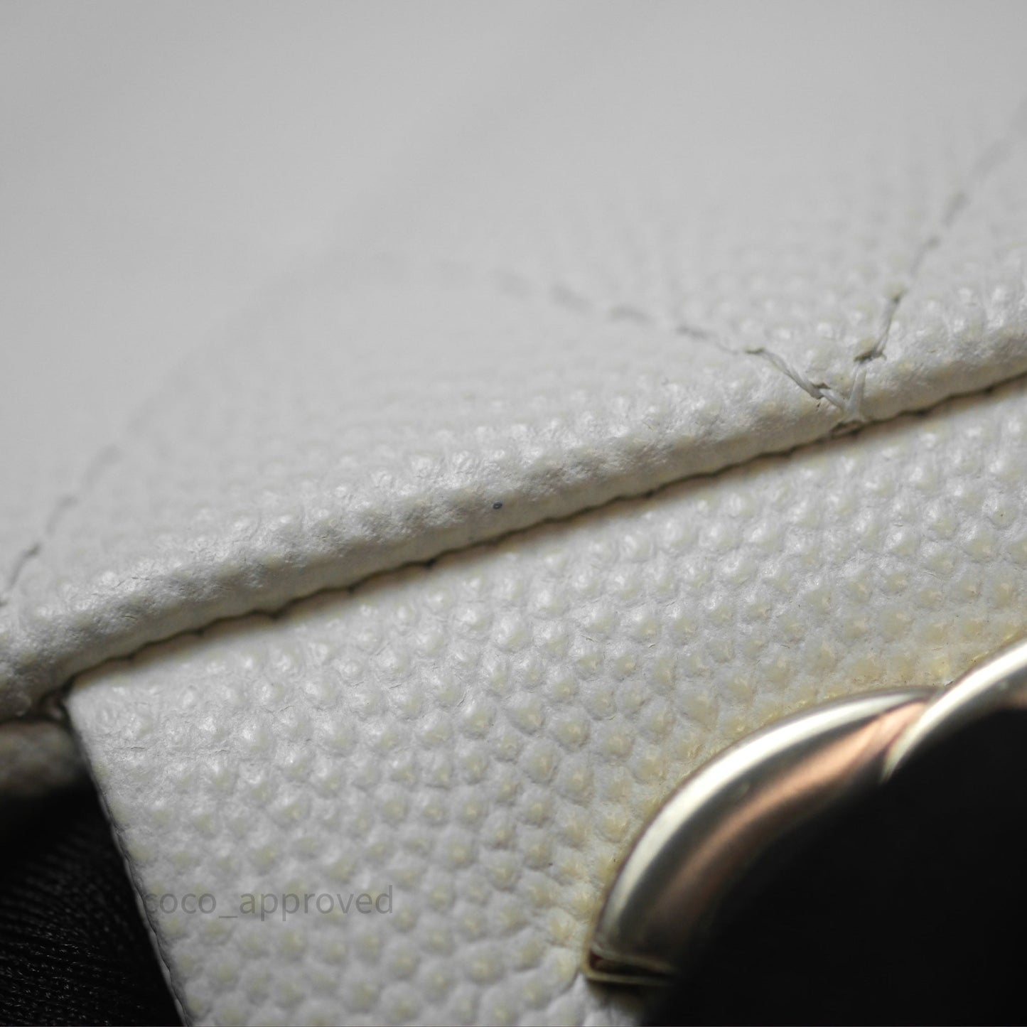 Chanel M/L Medium Classic Flap Quilted White Caviar Gold Hardware