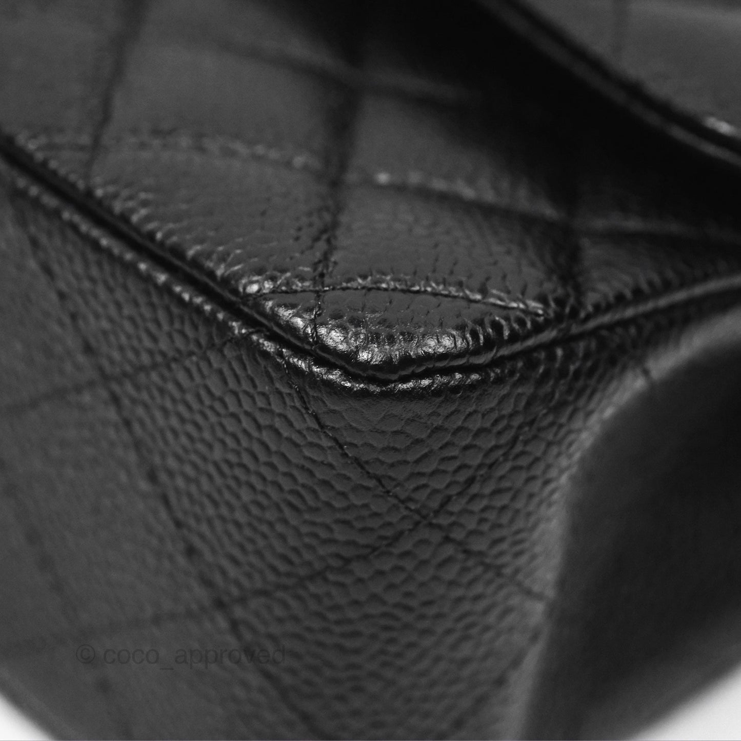 Chanel Classic M/L Medium Flap Quilted Black Caviar Gold Hardware