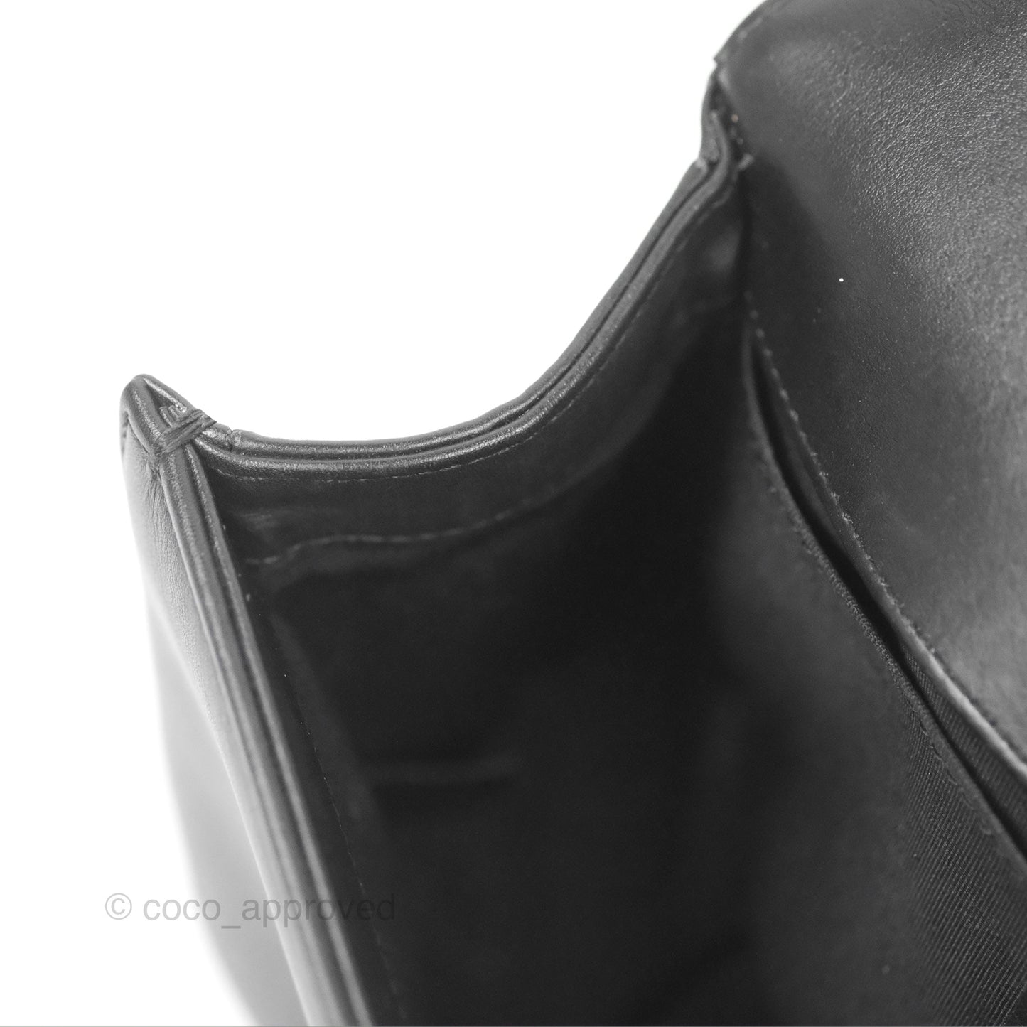 Chanel Medium Boy Chevron Black Calfskin Gold Hardware