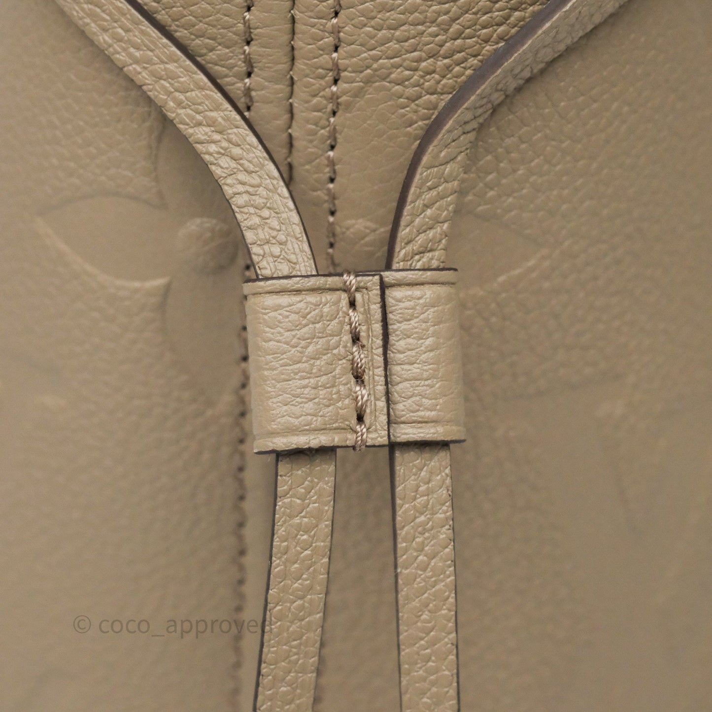 Louis Vuitton Neverfull MM Monogram Empreinte Leather Tourterelle