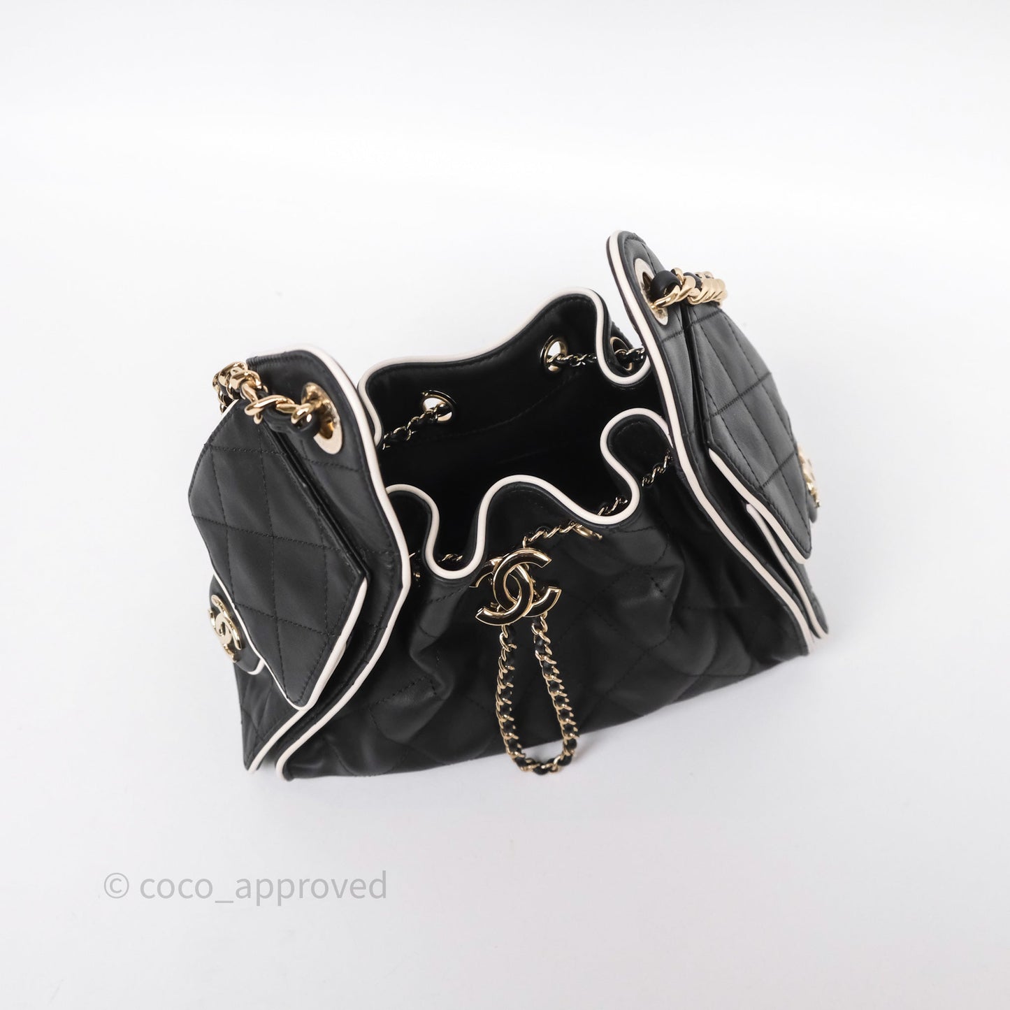 Chanel 25 Mini Bag Black/ White Calfskin Gold Hardware