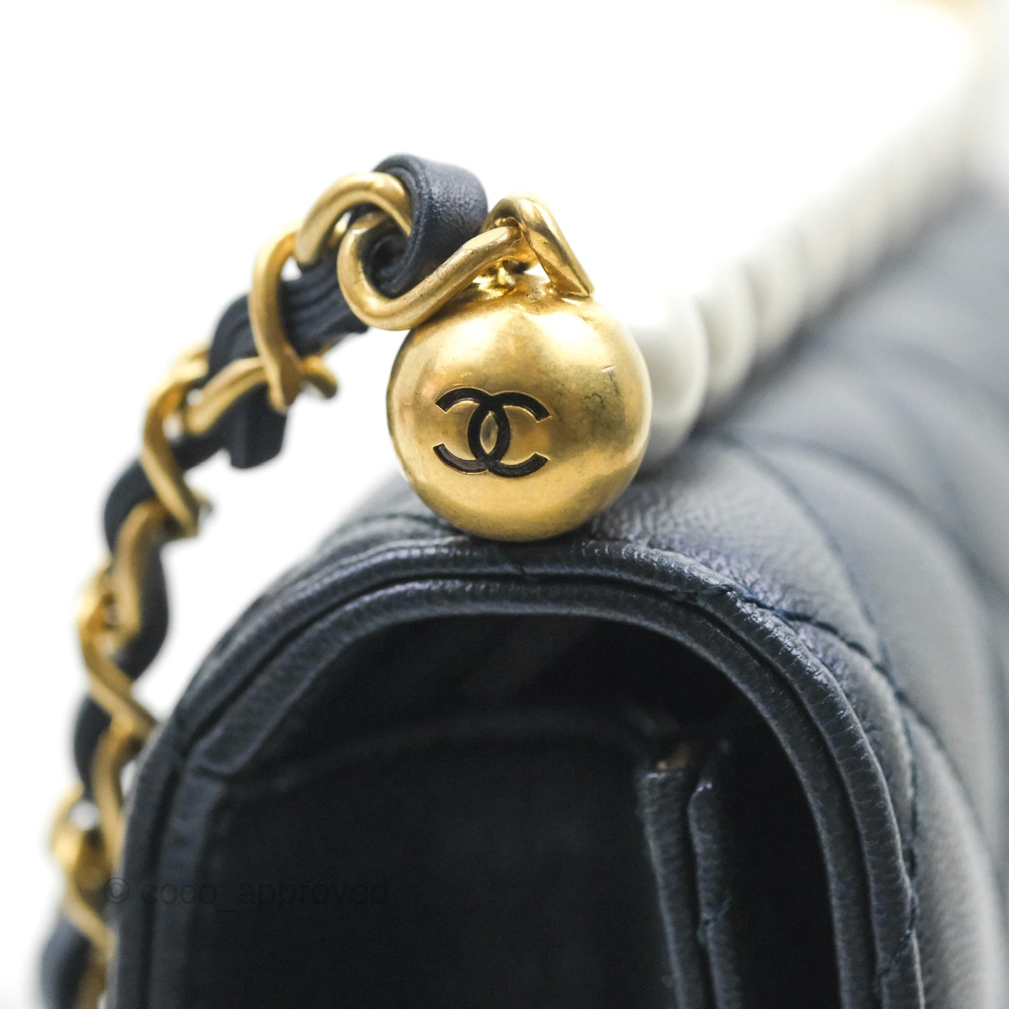Chanel Quilted Chic Pearls Flap Iridescent Navy Lambskin Aged Gold Hardware