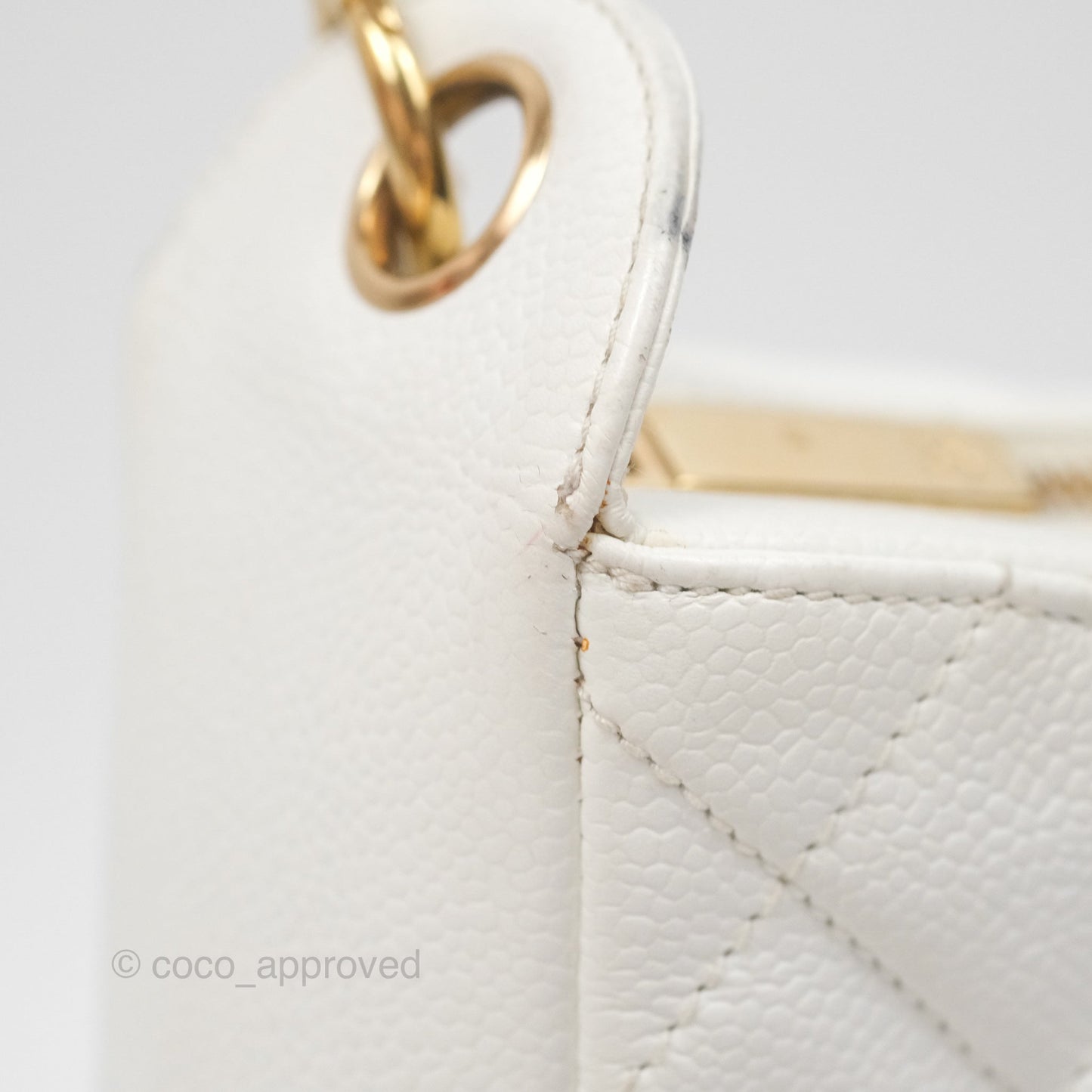 Chanel Vintage CC Quilted Shoulder Bag White Caviar Gold Hardware