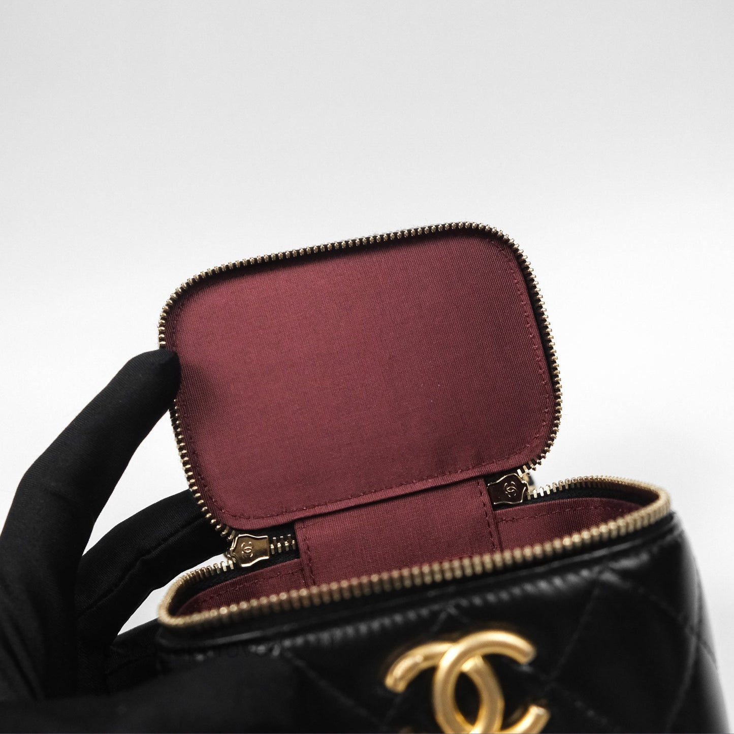 Chanel Quilted Mini Perfect Fit Vanity With Chain Black Calfskin Aged Gold Hardware 21A