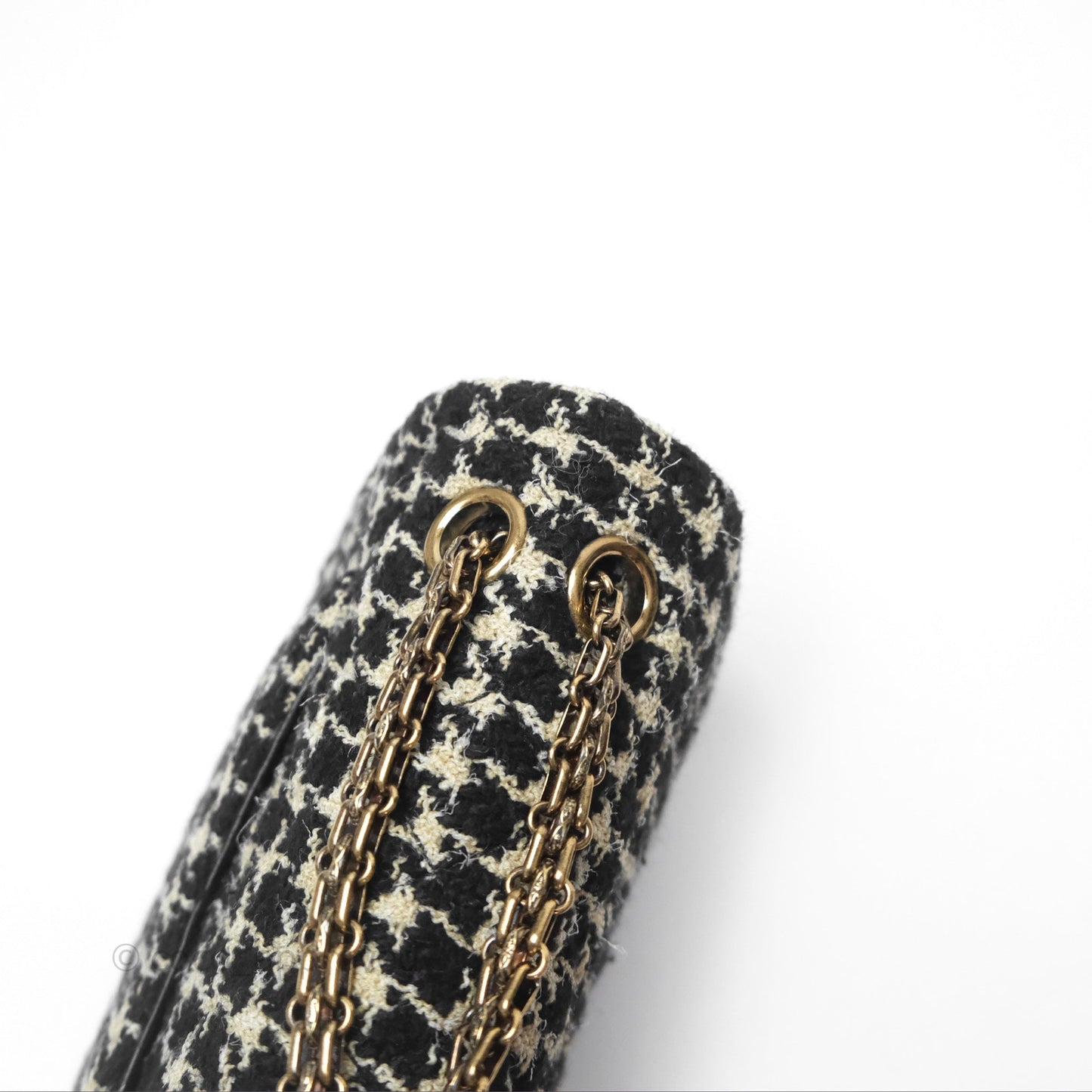 Chanel Reissue 225 Houndstooth Tweed Black Beige Aged Gold Hardware
