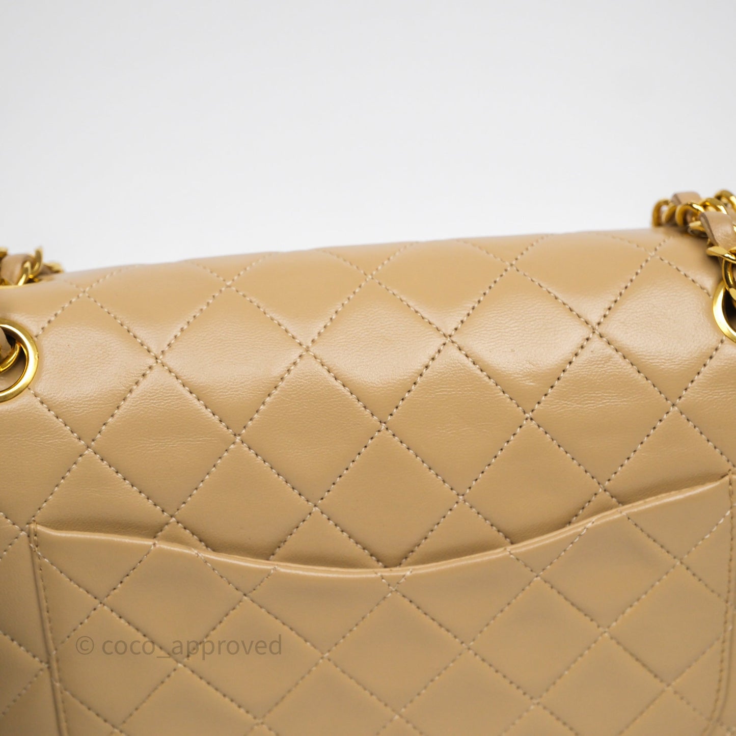 Chanel Vintage Medium Classic Flap Beige Lambskin 24K Gold Hardware