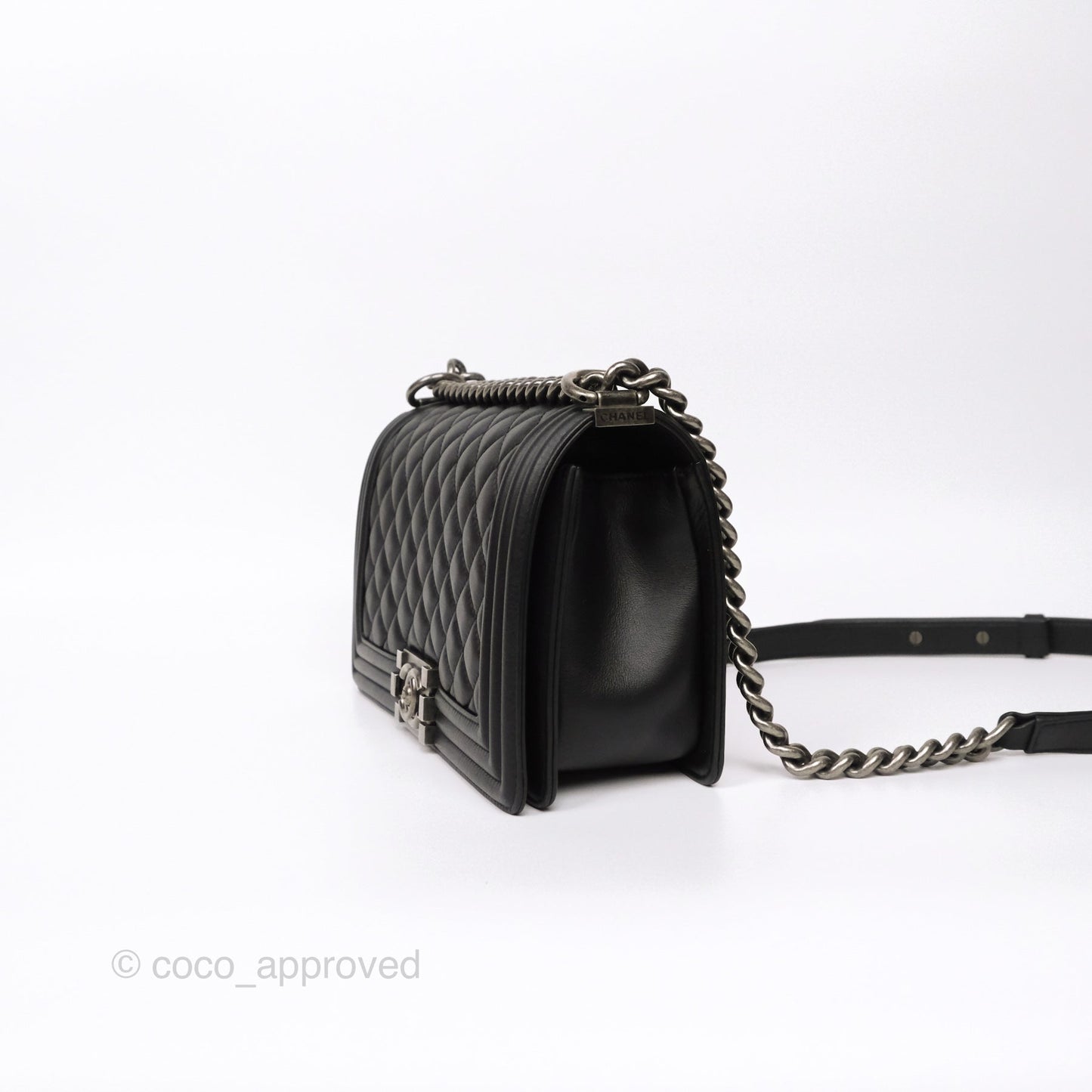 Chanel Medium Boy Quilted Black Calfskin Ruthenium Hardware