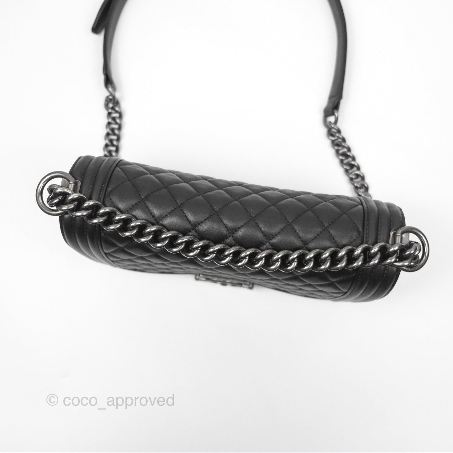 Chanel Boy Quilted Medium Black Calfskin Ruthenium Hardware