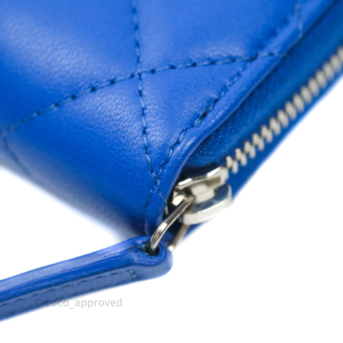 Chanel Classic Quilted Medium Zip Wallet Blue Lambskin Silver Hardware