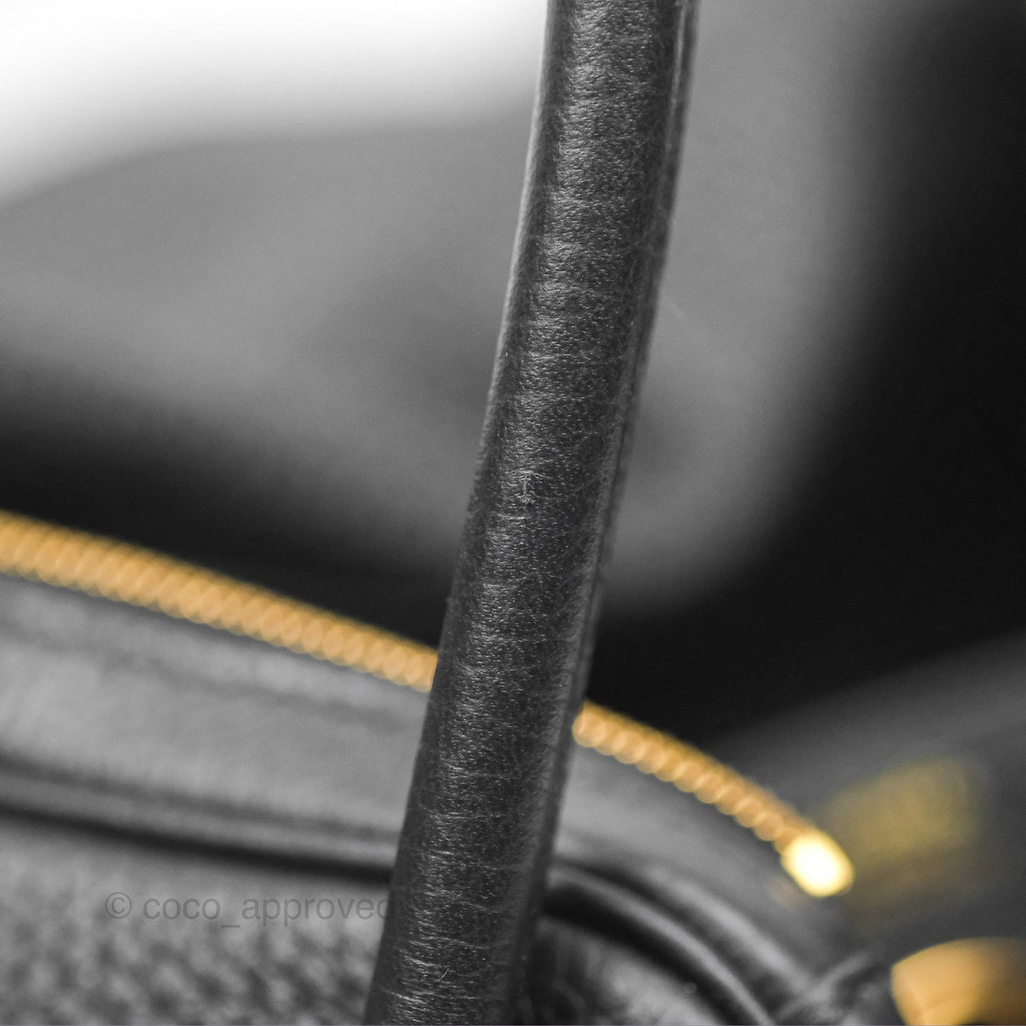 Hermès Lindy 26 Black Noir 89 Clemence Gold Hardware