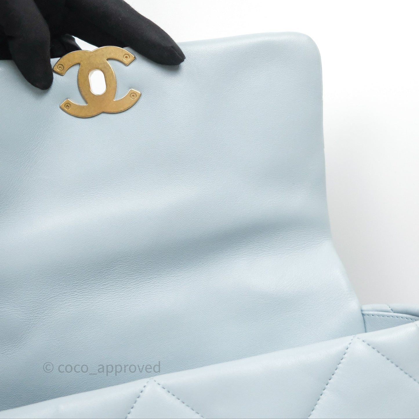 Chanel 19 Medium Blue Mixed Hardware