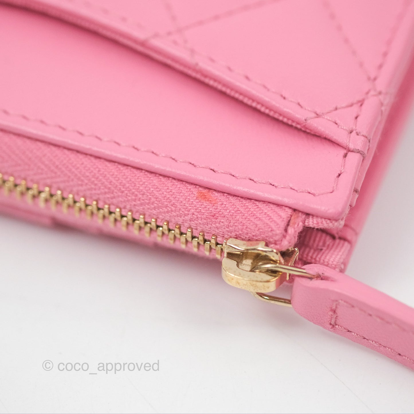 Chanel Quilted Zip Card Holder Pink Lambskin Gold Hardware 23S