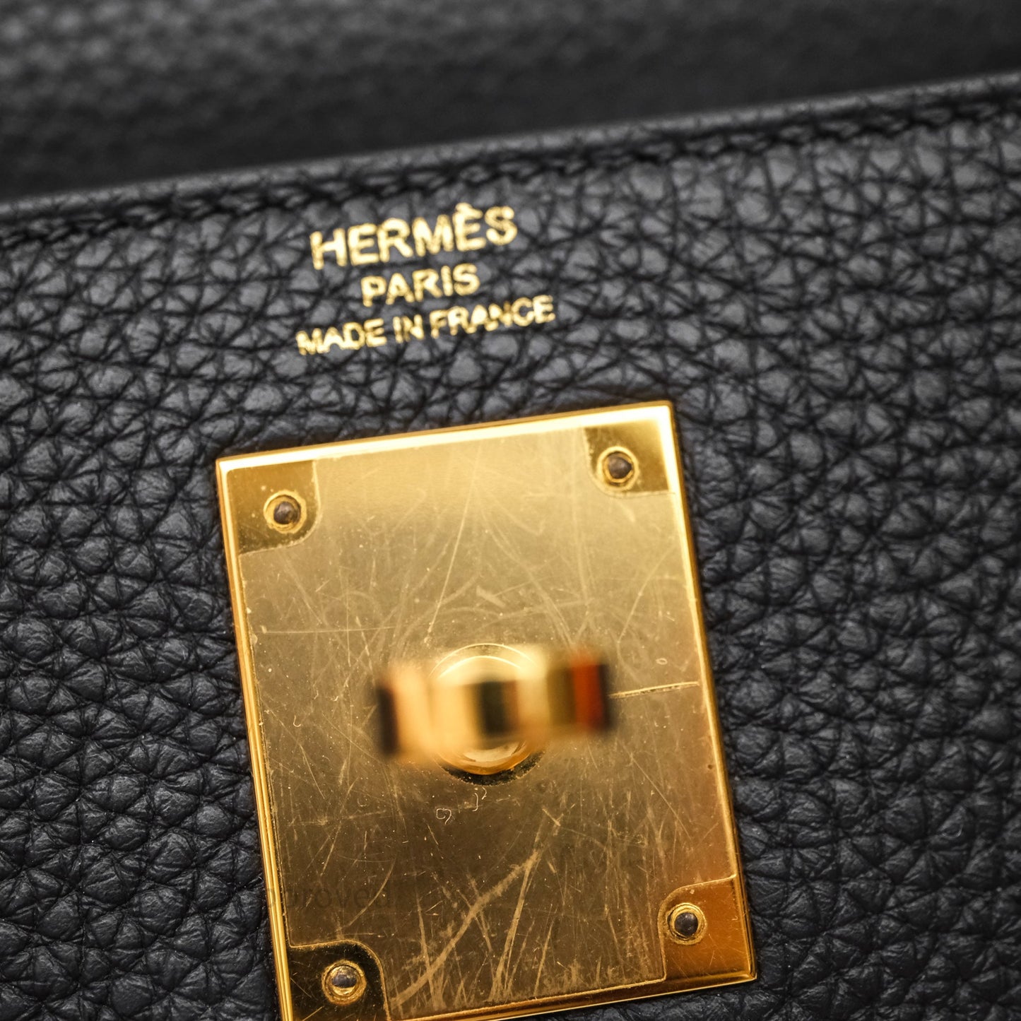 Hermès Kelly 28 Noir 89 Togo Gold Hardware