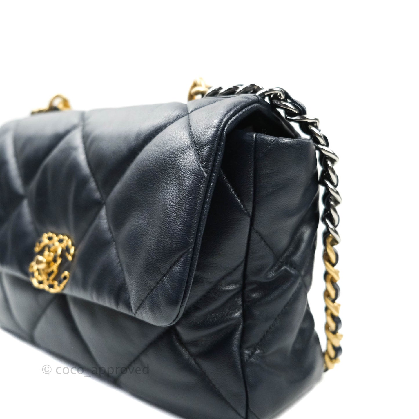 Chanel 19 Medium Dark Navy Mixed Hardware Goatskin