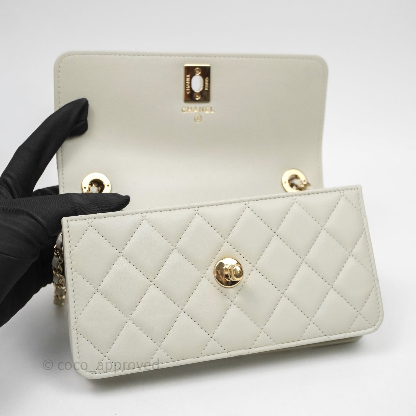 Chanel Trendy CC Wallet On Chain WOC Light Grey Lambskin Gold Hardware N