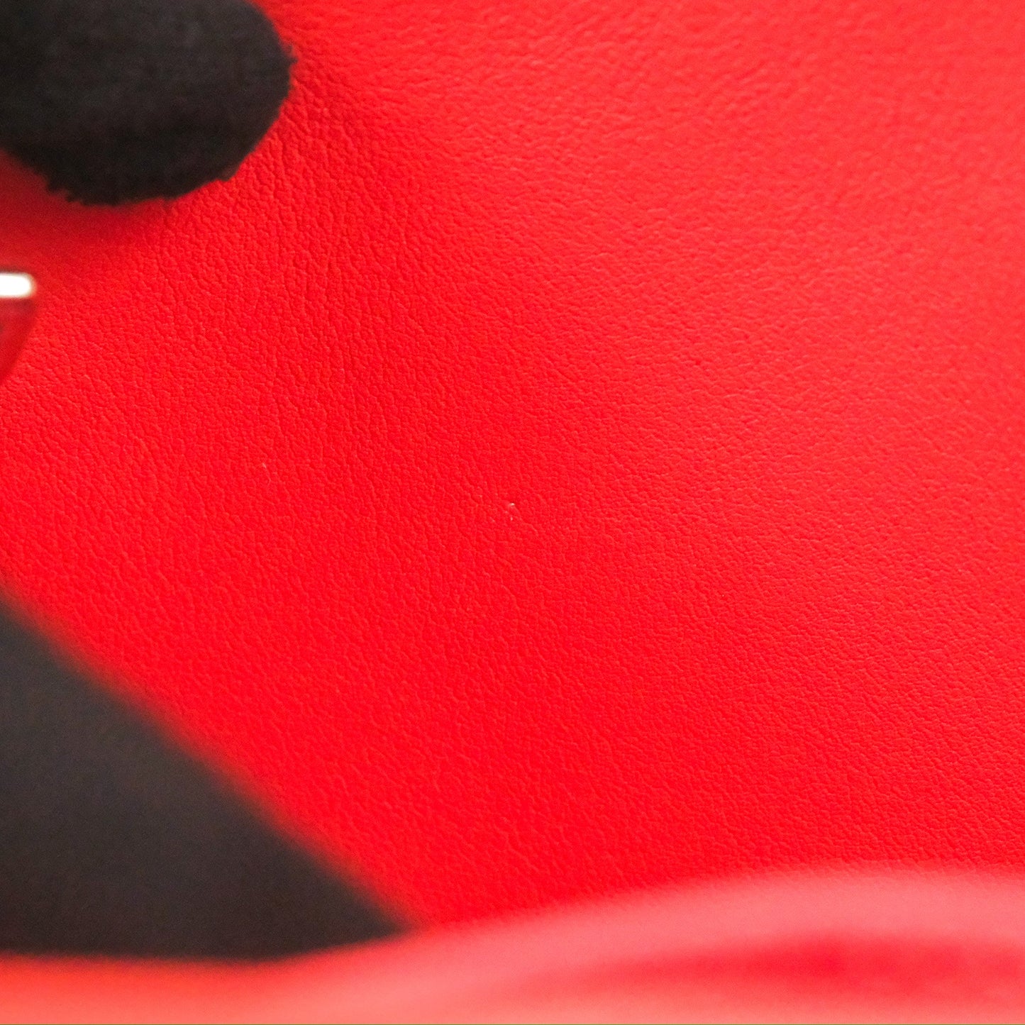 Hermès Halzan 31 Red Palladium Hardware