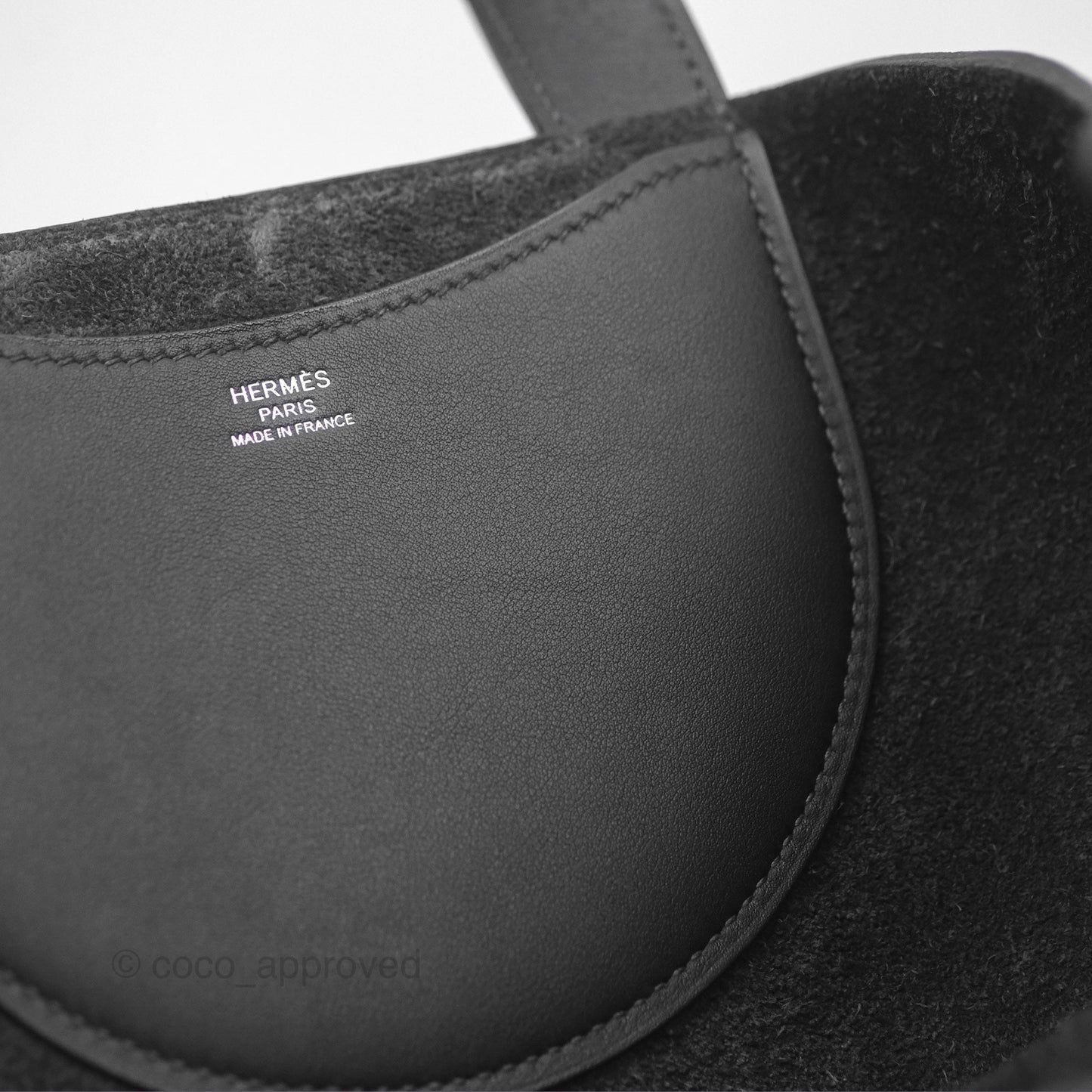 Hermès In-The-Loop 23 Noir 89 Clemence Palladium Hardware