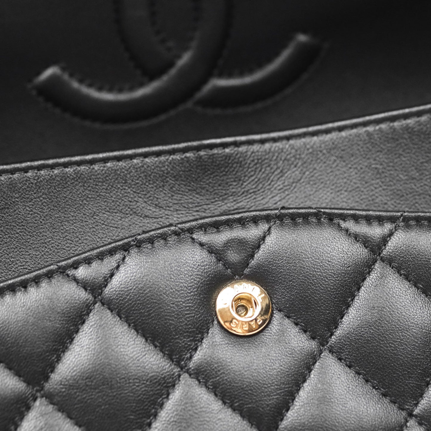 Chanel Classic M/L Medium Flap Quilted Black Lambskin Rose Gold Hardware