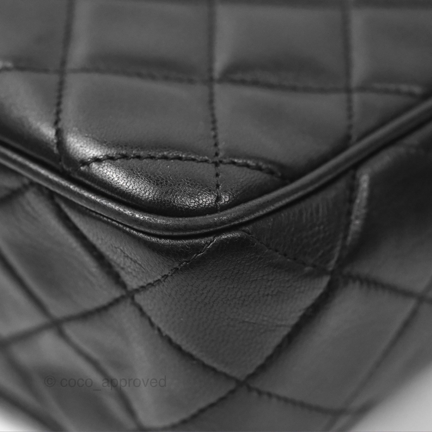 Chanel Vintage Quilted Shoulder Bag Black Lambskin Gold Hardware