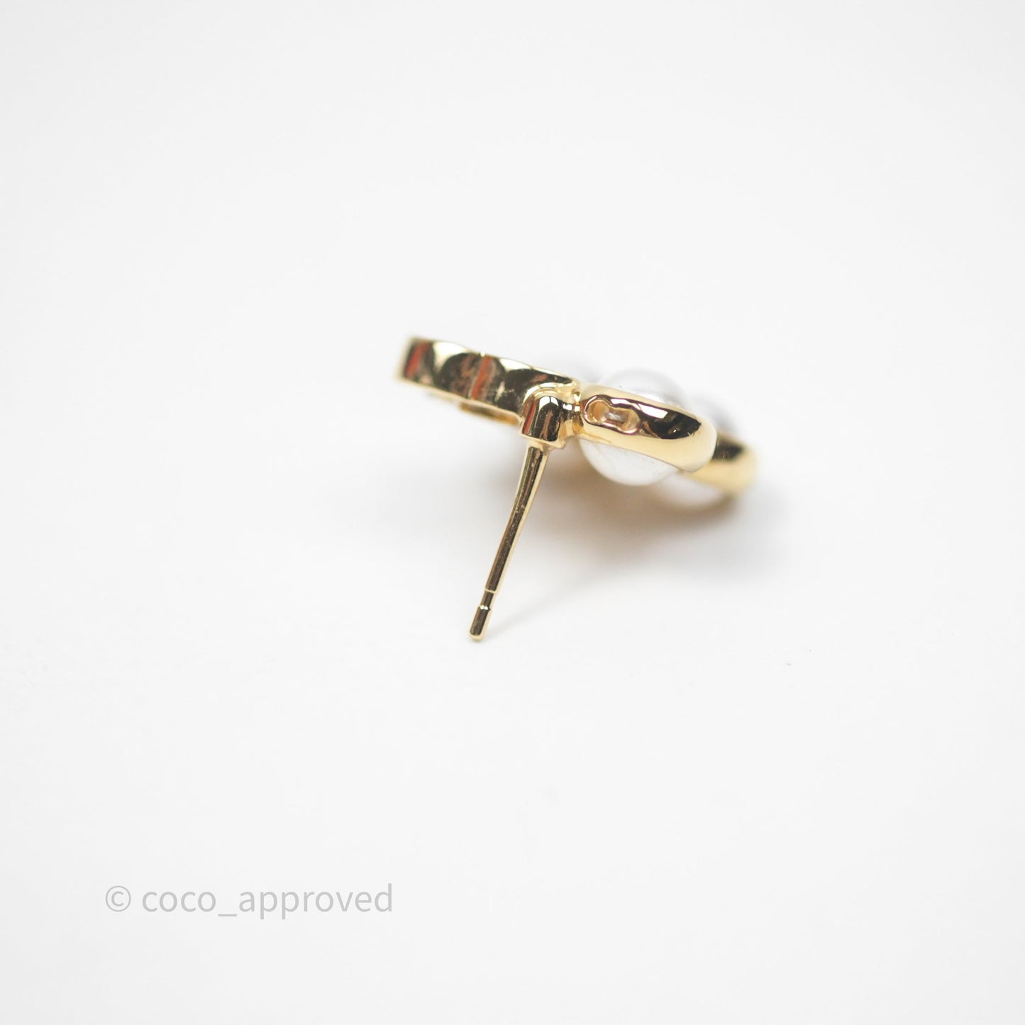 Chanel CC Pearl Earrings Gold Tone 24S