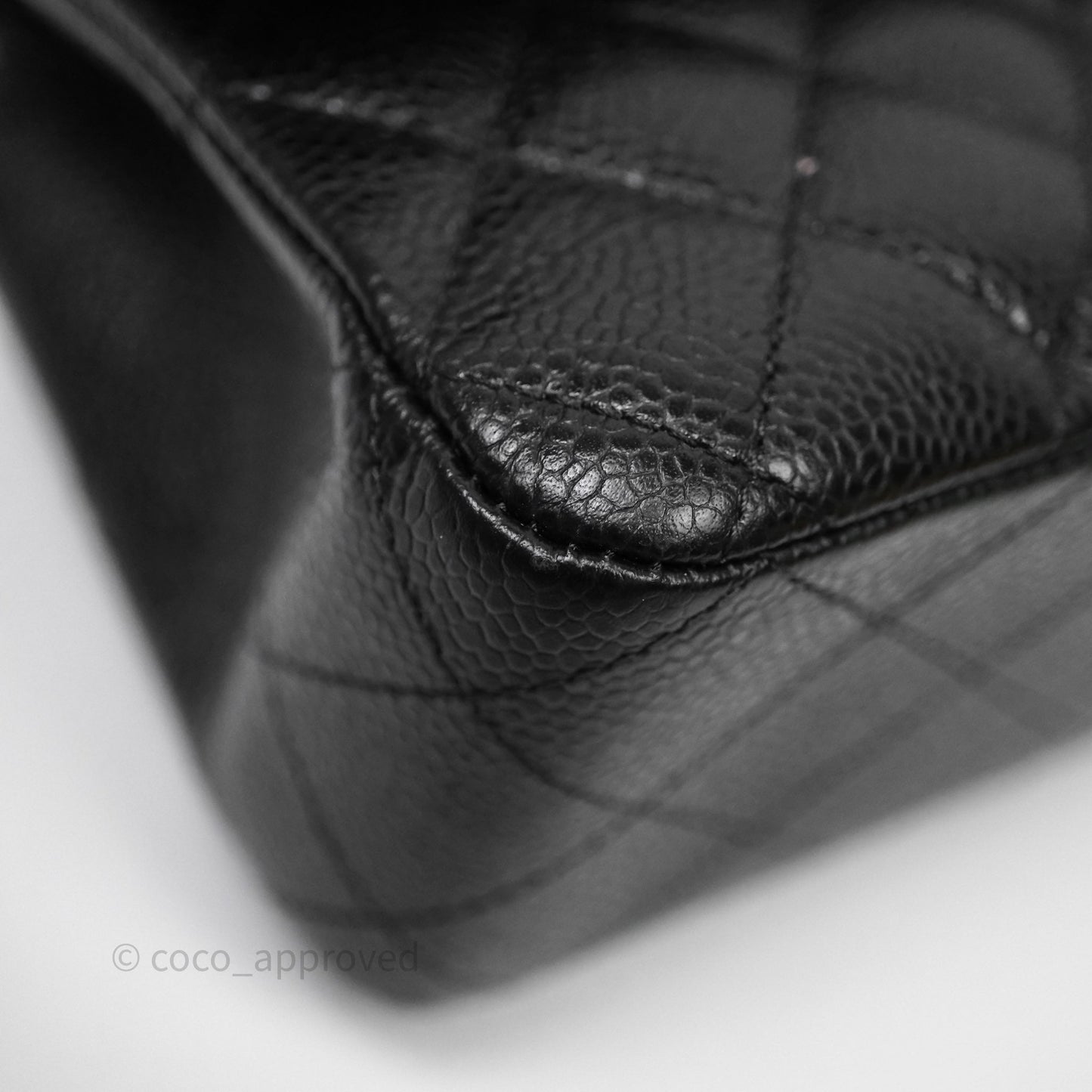 Chanel Classic M/L Medium Flap Quilted Black Caviar Gold Hardware