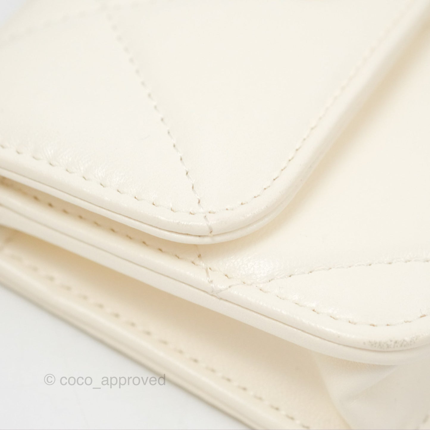 Chanel 19 Clutch With Chain Ivory White Lambskin Mixed Hardware