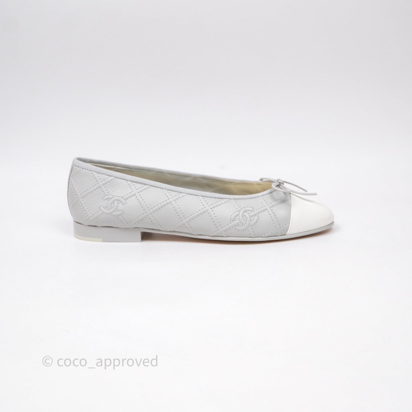 Chanel CC Quilted Light Grey Ballerina Flats Size 36.5