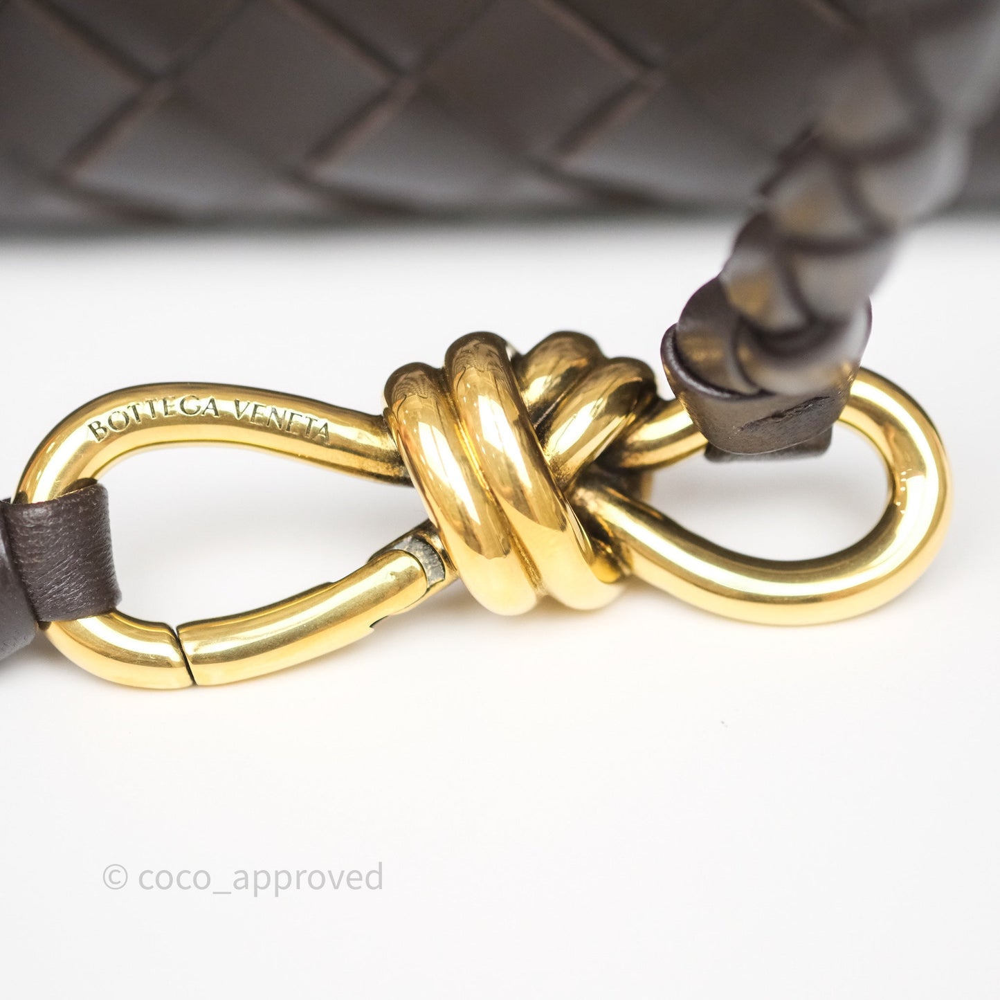 Bottega Veneta Medium Andiamo Bag Fondant Brown Intrecciato Lambskin