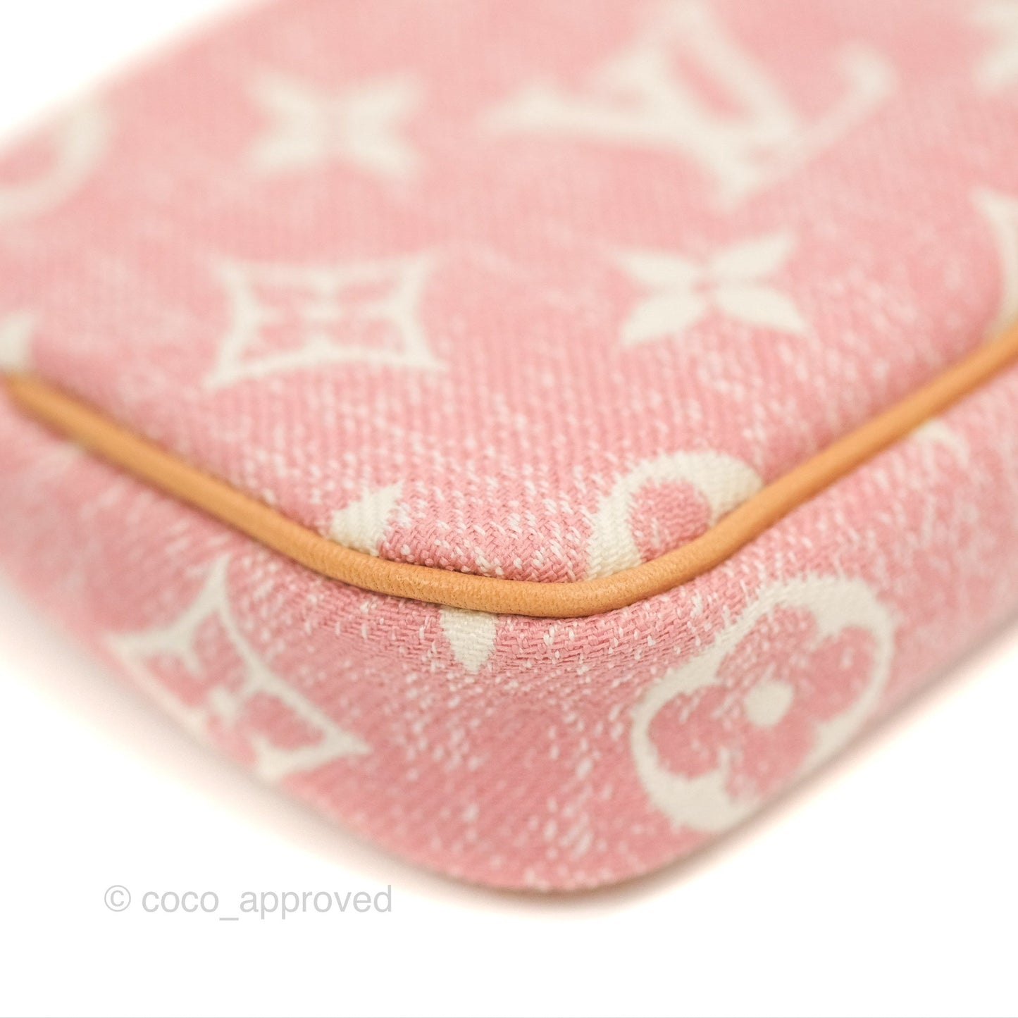 Louis Vuitton Micro Pochette Accessories Rose Denim