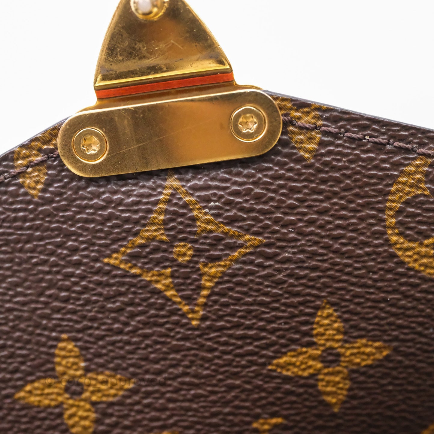 Louis Vuitton Pochette Metis Monogram Canvas