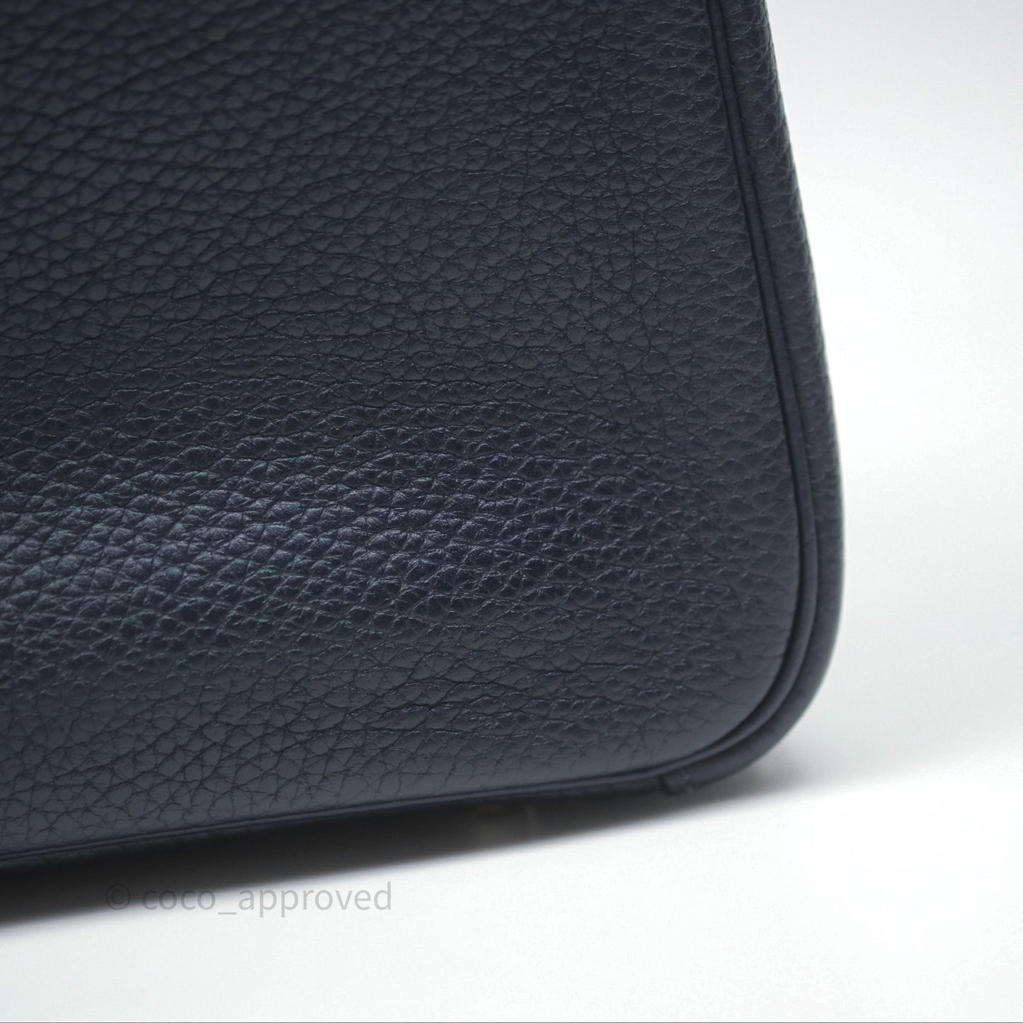 Hermès Lindy 26 Bleu Nuit 2Z Clemence Palladium Hardware