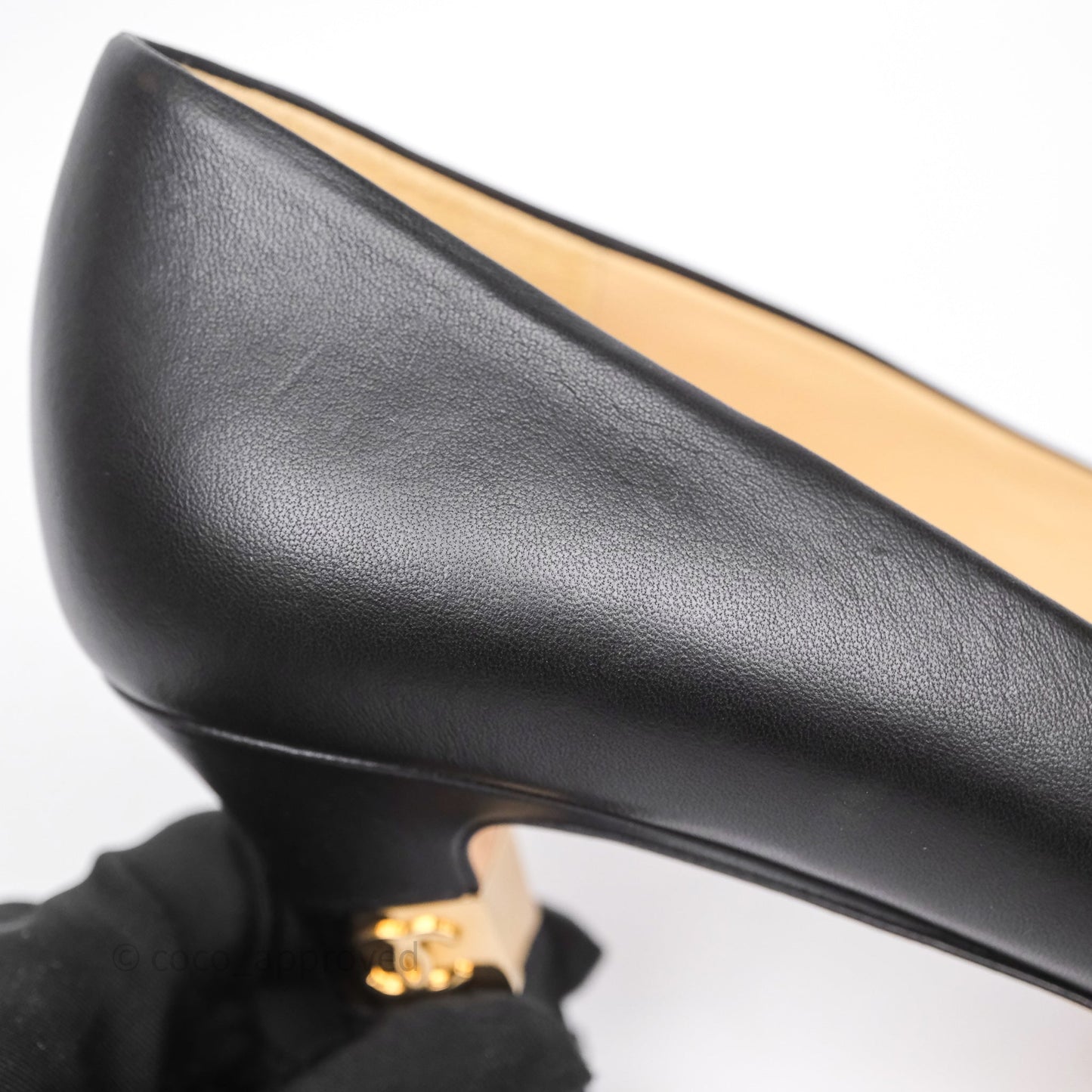 Chanel CC Cap Toe Pumps Heels Black Lambskin Size 38
